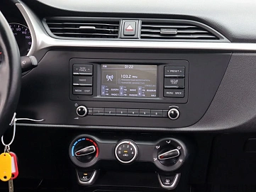 Kia Rio, 2021г, передний привод, автомат