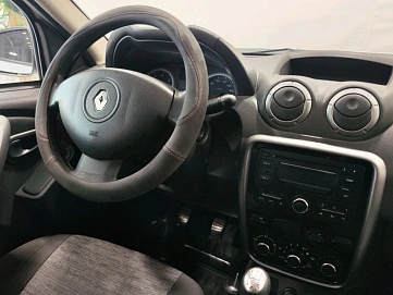 Renault Duster, 2013г, передний привод, механика