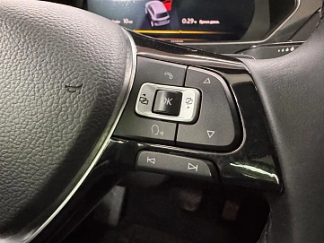 Volkswagen Tiguan, 2016г, полный привод, робот