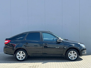 Lada (ВАЗ) Granta, 2023г., передний привод, механика