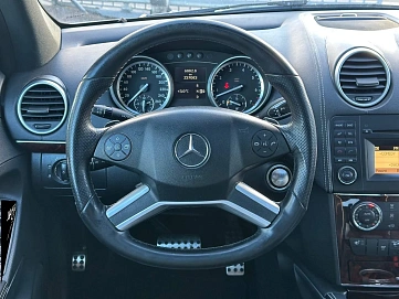 Mercedes-Benz M-Класс, 2011г, полный привод, автомат