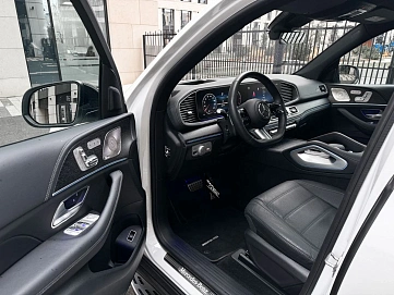 Mercedes-Benz GLS, 2025г, полный привод, автомат