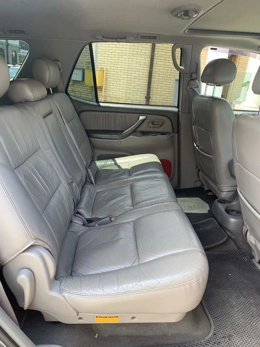 Toyota Sequoia, 2001г., полный привод, автомат