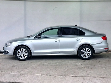 Volkswagen Jetta, 2013г., передний привод, робот