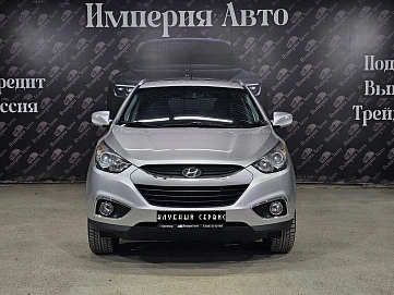 Hyundai ix35, 2012г, передний привод, автомат