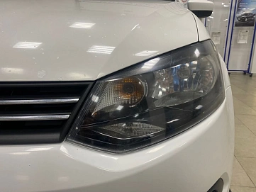 Volkswagen Polo, 2011г, передний привод, механика