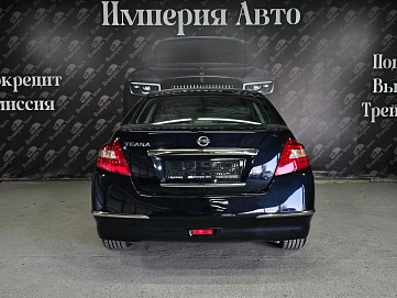 Nissan Teana, 2011г., передний привод, вариатор