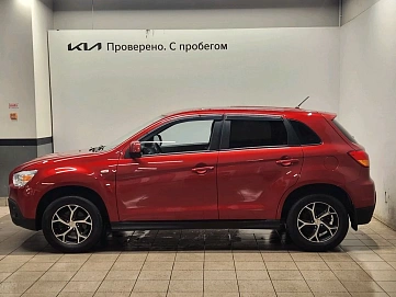 Mitsubishi ASX, 2012г, передний привод, вариатор