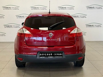 Renault Megane, 2013г, передний привод, механика