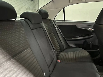 Toyota Corolla, 2012г, передний привод, автомат