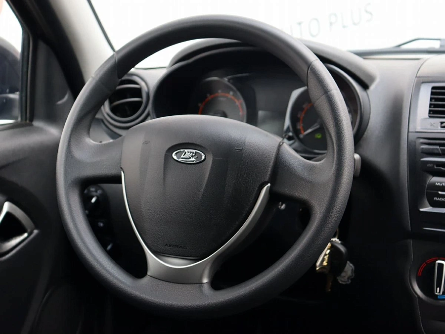 Lada (ВАЗ) Granta, 2023г., передний привод, механика