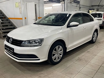 Volkswagen Jetta, 2015г, передний привод, автомат