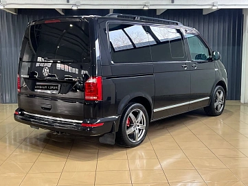 Volkswagen Multivan, 2017г, передний привод, робот