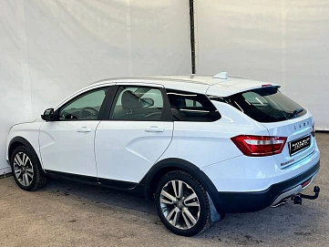 Lada (ВАЗ) , 2017г., передний привод, механика