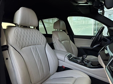 BMW X5, 2019г, полный привод, автомат