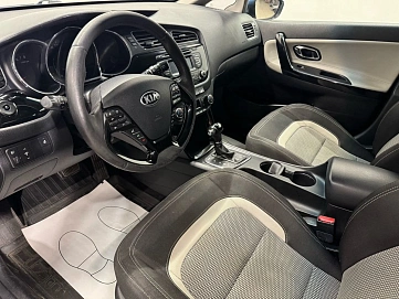 Kia Ceed, 2013г, передний привод, автомат