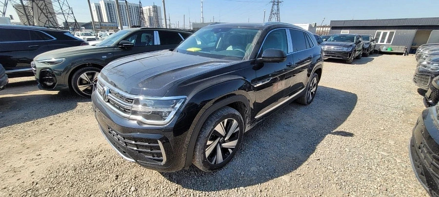 Volkswagen Teramont, 2026г., полный привод, робот
