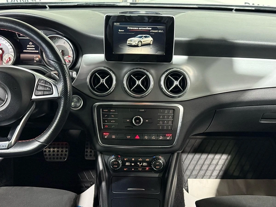 Mercedes-Benz GLA, 2016г., полный привод, робот