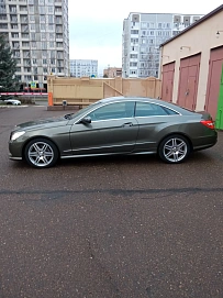 Mercedes-Benz E-Класс, 2009г, задний привод, автомат