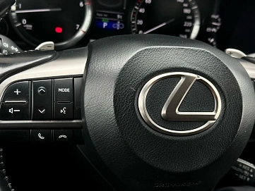 Lexus LX, 2017г, полный привод, автомат
