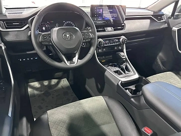 Toyota RAV4, 2025г, полный привод, вариатор