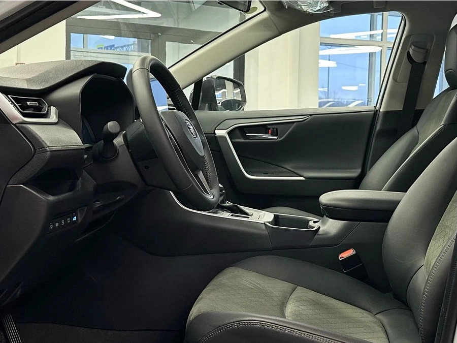 Toyota RAV4, 2025г., полный привод, вариатор