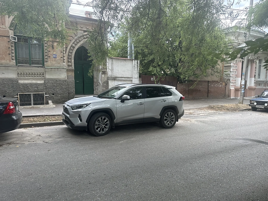 Toyota RAV4, 2020г., полный привод, автомат