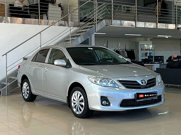Toyota Corolla, 2012г, передний привод, механика