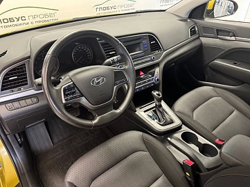 Hyundai Elantra, 2016г, передний привод, автомат