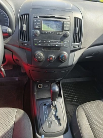 Hyundai i30, 2010г, передний привод, автомат