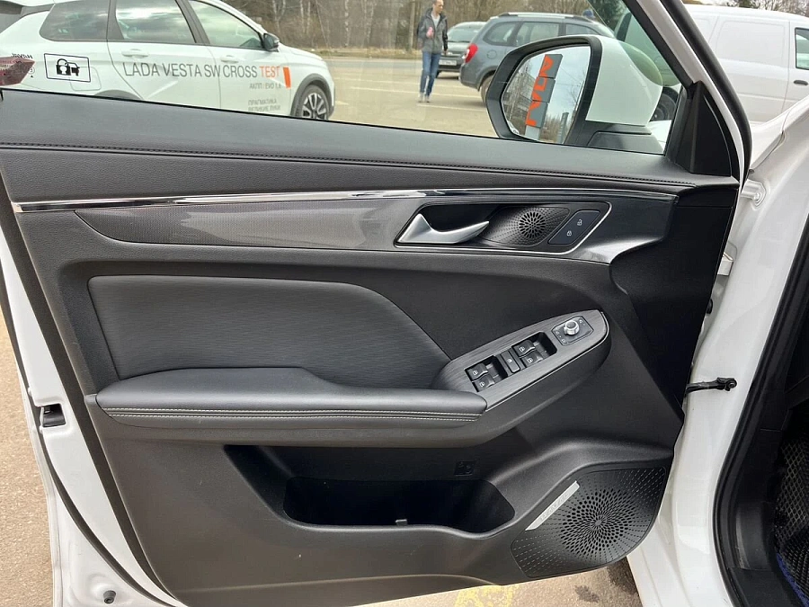 Haval Jolion, 2021г., передний привод, робот