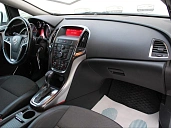 Opel Astra, 2011г., передний привод, автомат