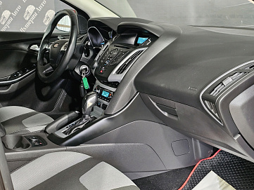 Ford Focus, 2013г, передний привод, робот