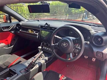 Toyota GR86, 2021г, задний привод, механика