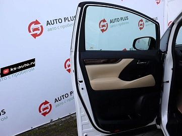 Toyota Alphard, 2019г, полный привод, вариатор