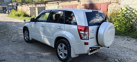 Suzuki Escudo, 2006г, полный привод, автомат