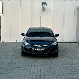 Hyundai Elantra, 2015г, передний привод, автомат