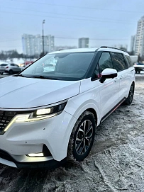 Kia Carnival, 2022г, передний привод, автомат