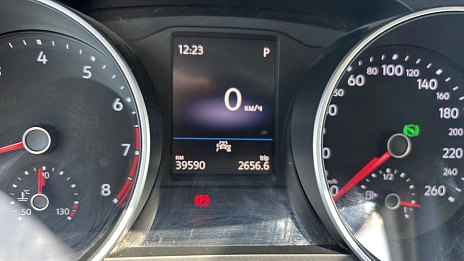 Volkswagen Tiguan, 2019г, полный привод, робот