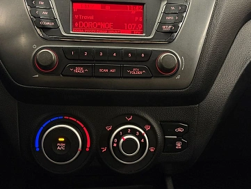 Kia Rio, 2013г, передний привод, механика