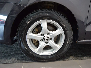 Volkswagen Polo, 2015г, передний привод, механика