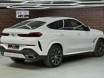 BMW X6, 2024г, полный привод, автомат
