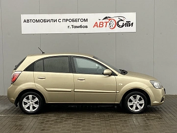 Kia Rio, 2009г, передний привод, механика