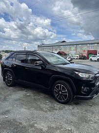 Toyota RAV4, 2020г, полный привод, автомат