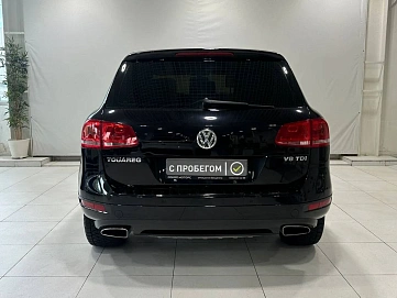 Volkswagen Touareg, 2011г, полный привод, автомат