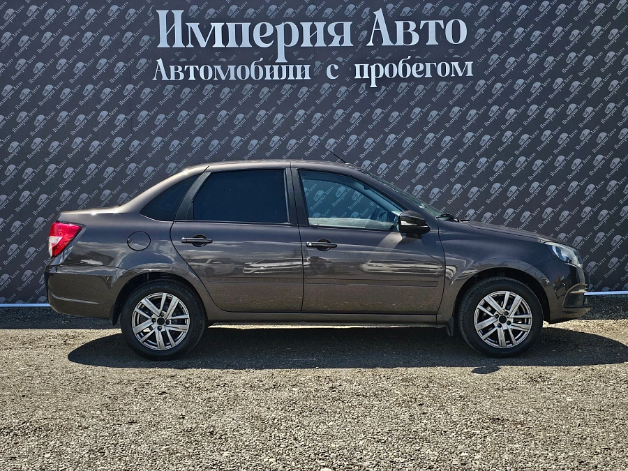 Lada (ВАЗ) Granta, 2022г., передний привод, механика