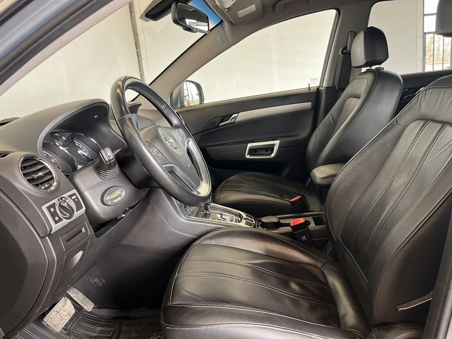 Opel Antara, 2013г., полный привод, автомат