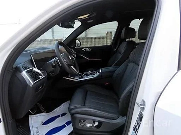 BMW X5, 2025г, полный привод, автомат