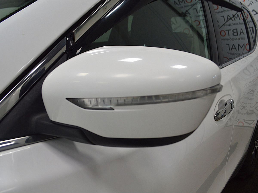 Nissan X-Trail, 2016г., передний привод, вариатор