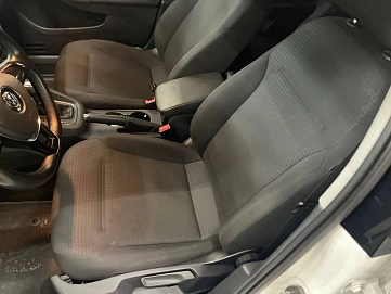 Volkswagen Jetta, 2015г, передний привод, автомат